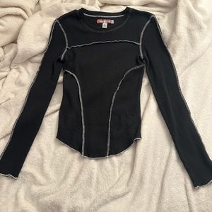 Casual black seemed top